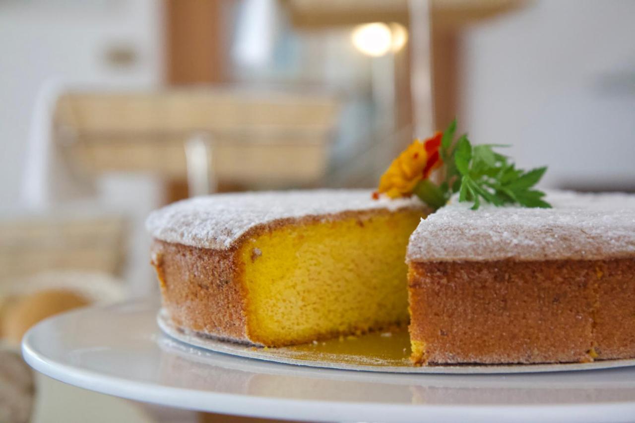 Hotel Villa Clara Torbole Sul Garda Kültér fotó